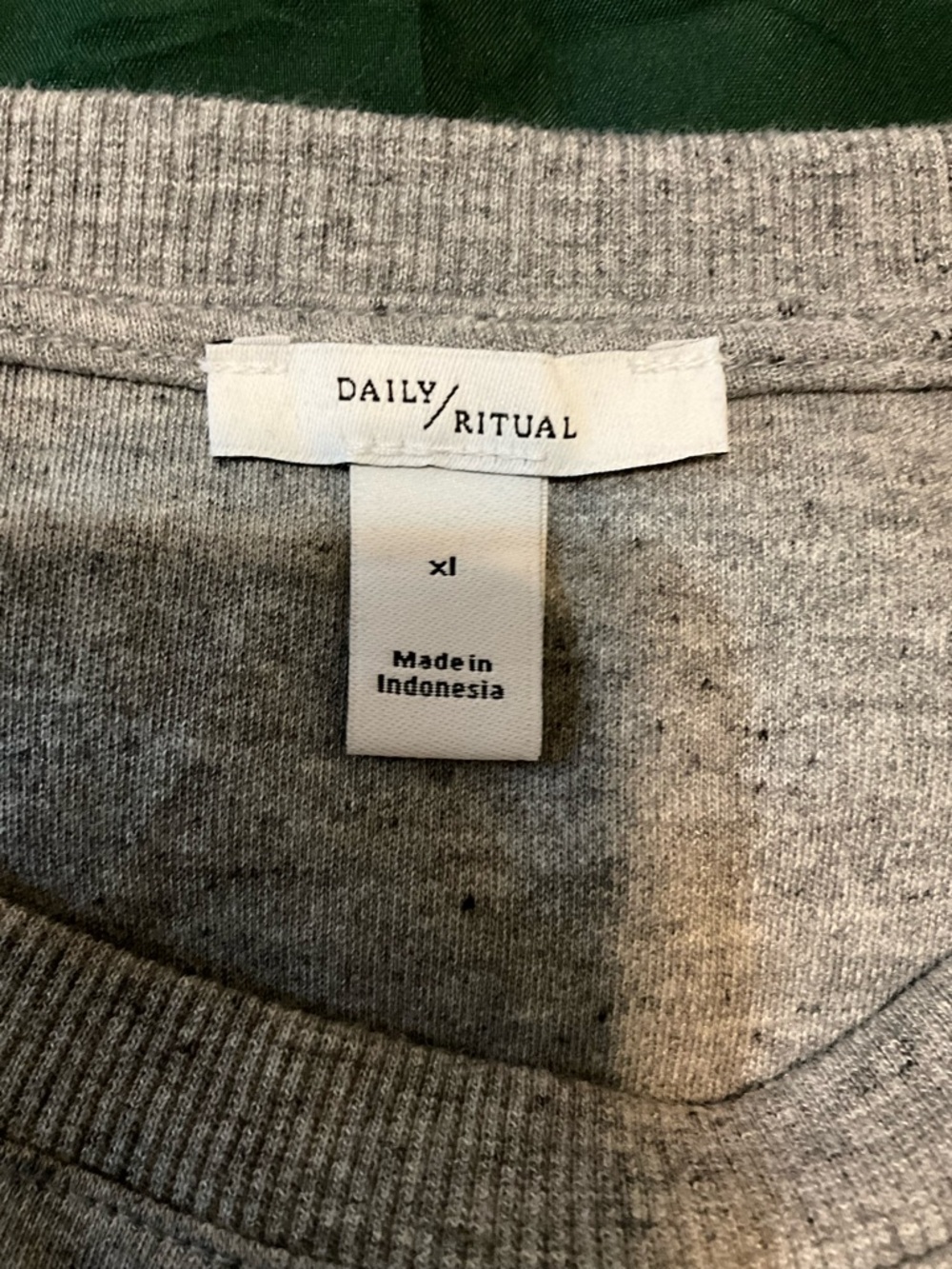 Daily Ritual Heather Gray Short Sleeve Pocket Tee - Picture 4 of 5